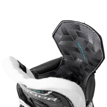 Коньки BAUER SUPREME S26 F40 INT